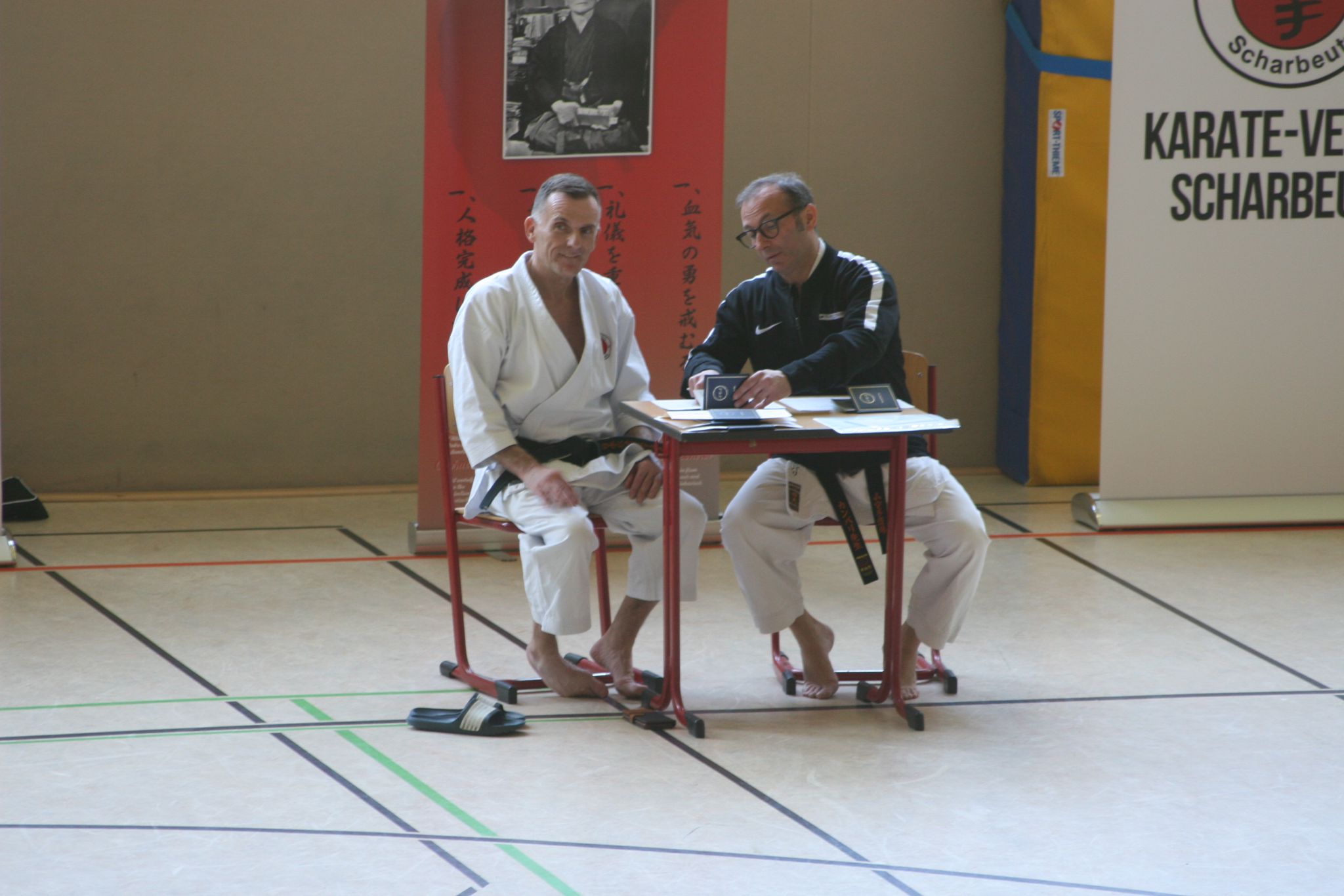 Lehrgang der Spitzenklasse und Dan-Prüfungen - Yoshino Karate
