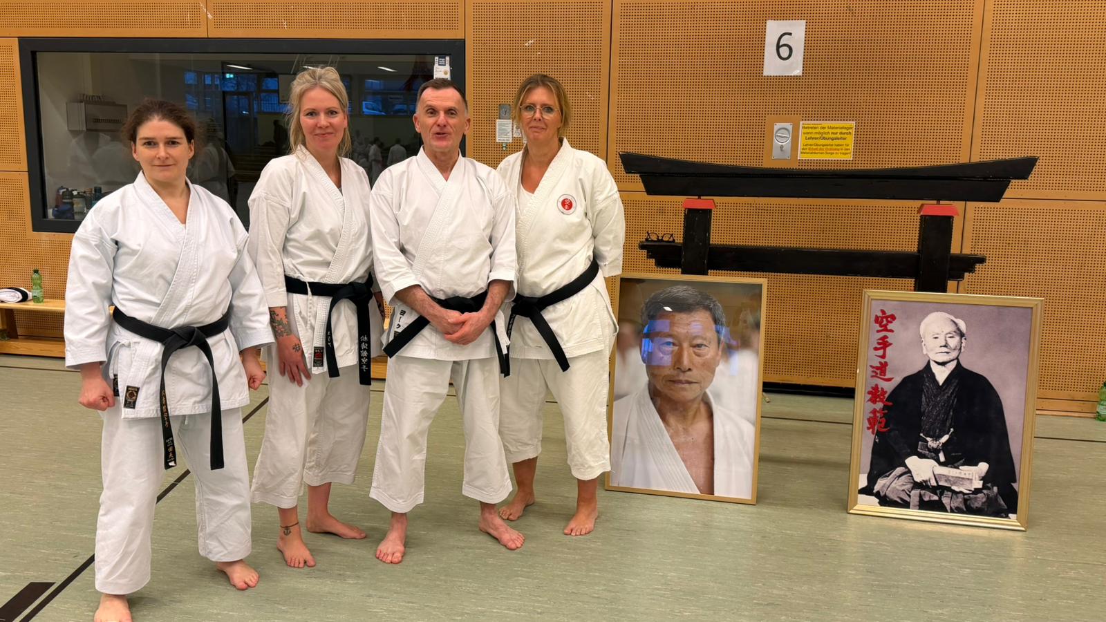 Unsere Frauen meistern Prüfungen zum 2. und 3. Dan - Yoshino Karate Scharbeutz